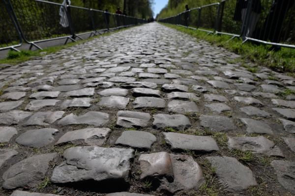 Cobblestone Installation in Surprise